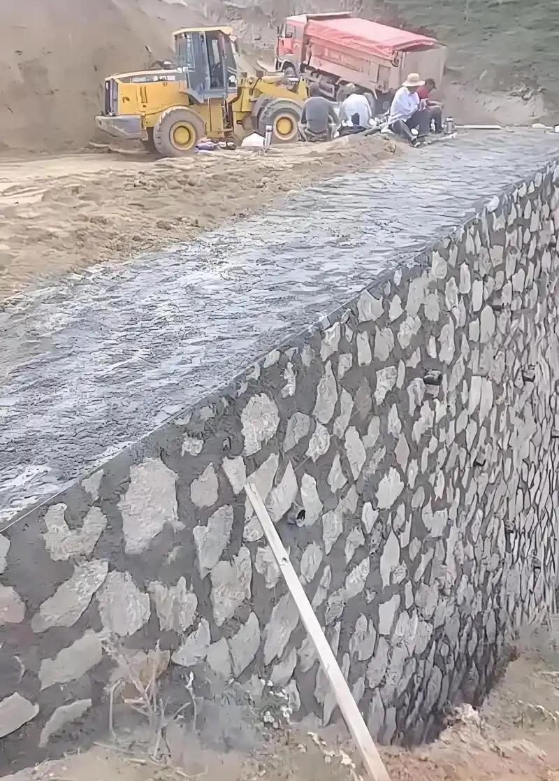 蚌埠淮上区边坡加固